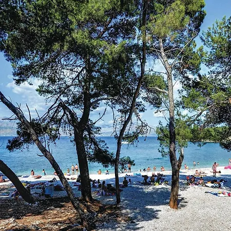 Appartement 43 Supetar